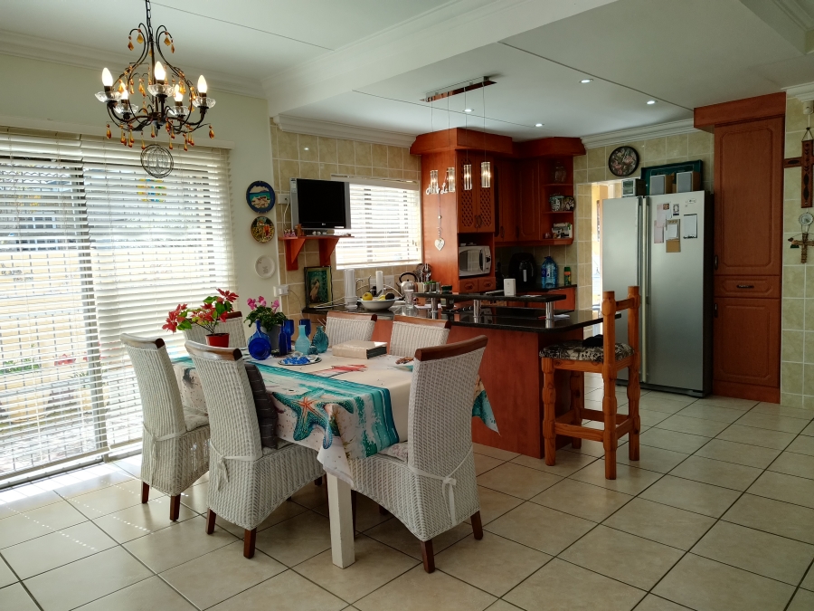 2 Bedroom Property for Sale in Reebok Western Cape